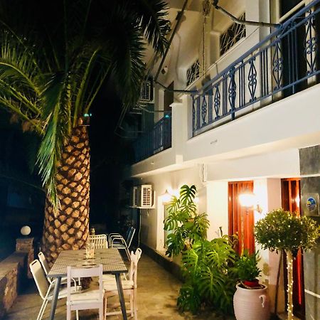 Ágios Kírykos Hotel George מראה חיצוני תמונה