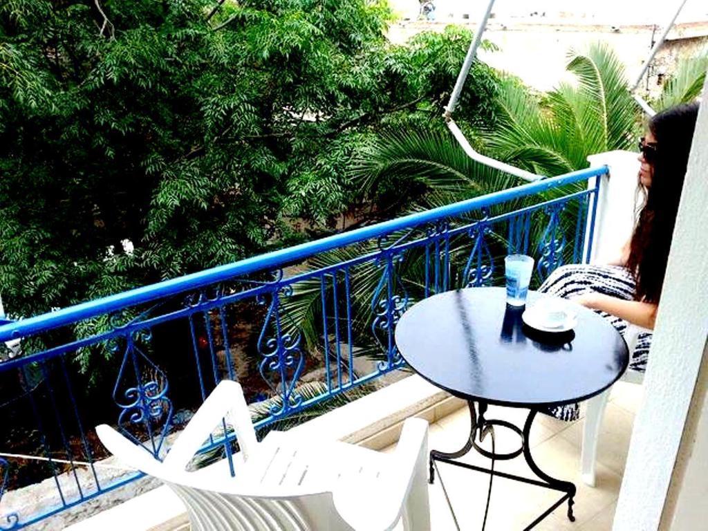 Ágios Kírykos Hotel George מראה חיצוני תמונה